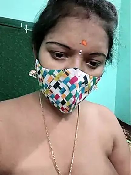Ramya-hot-gueen