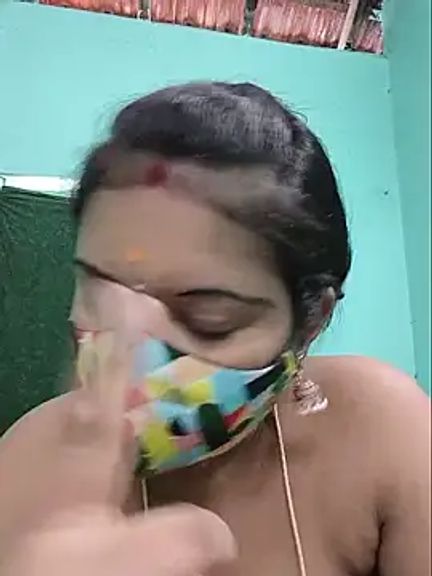 Ramya-hot-gueen