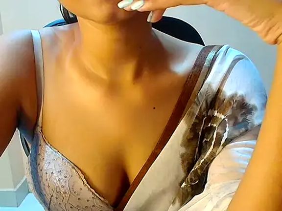Sexy_Sanaya2