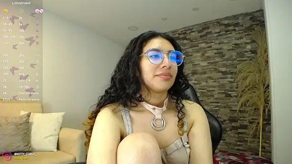 Kitty__Curly