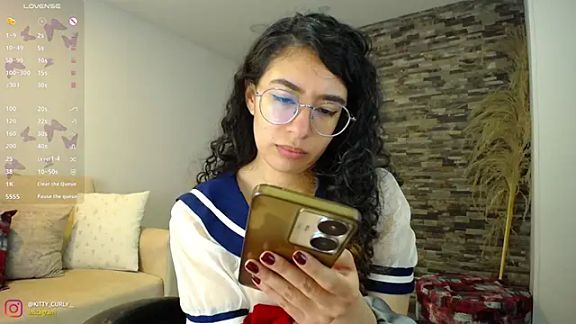 Kitty__Curly