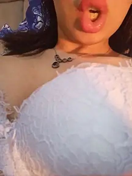 chamss-boobs