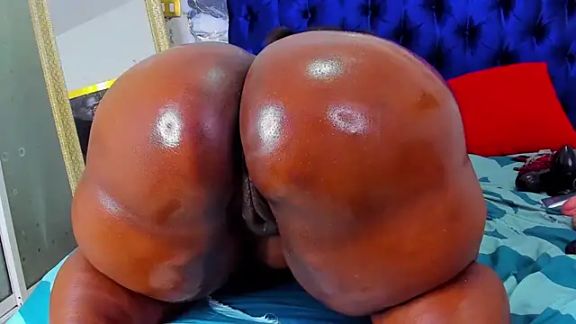 EBONY_SWEEET_