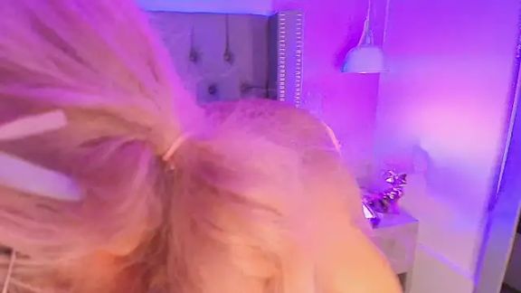 angelina_honey_