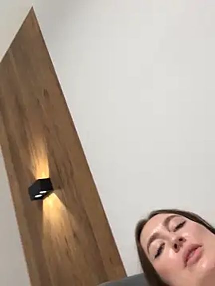 Lady_MiaOlson