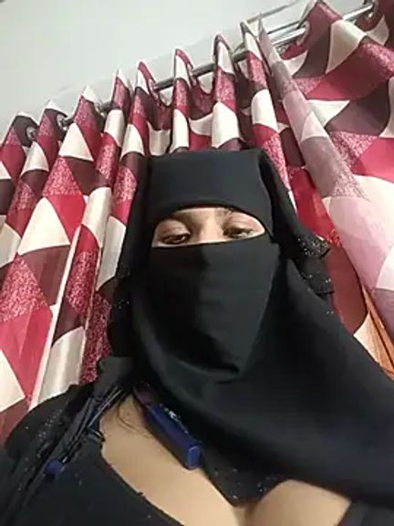 Aafreen_36