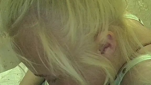 CurvyWild_Lady30