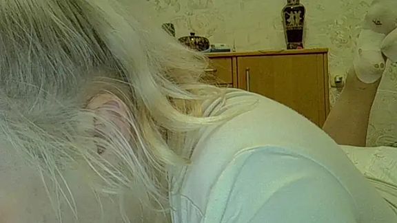 CurvyWild_Lady30
