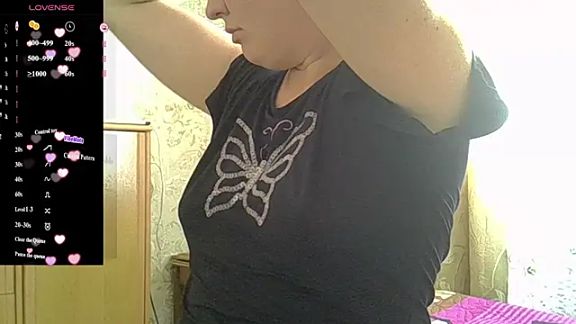 CurvyWild_Lady30