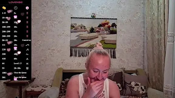 CurvyWild_Lady30