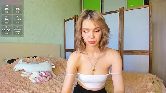 GlitchyDolly