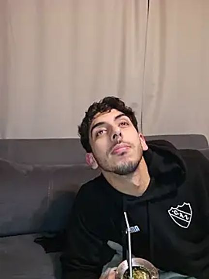 LeoyNicky98