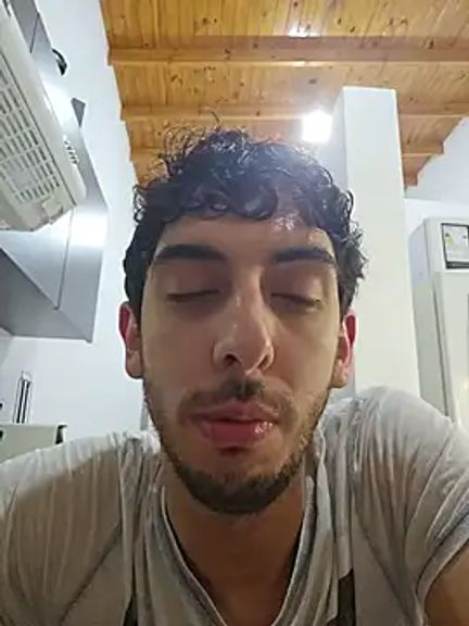 LeoyNicky98