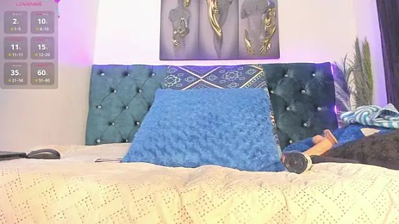 Roxanna_0