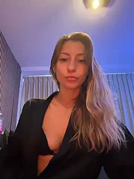Lexi_Vee