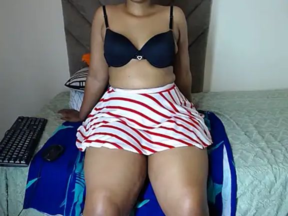 Snakiecharmi