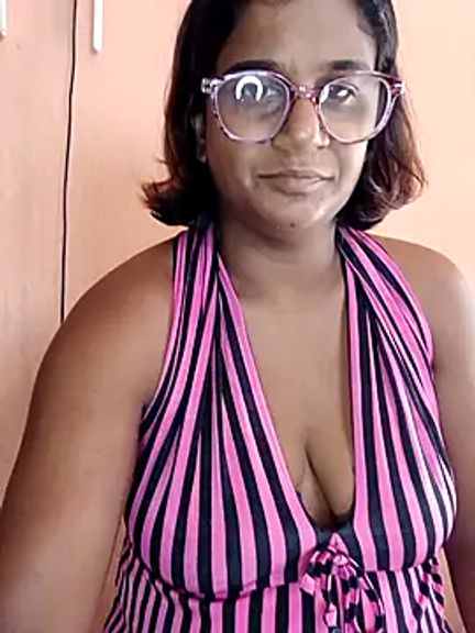 indianstrawberrylips4u