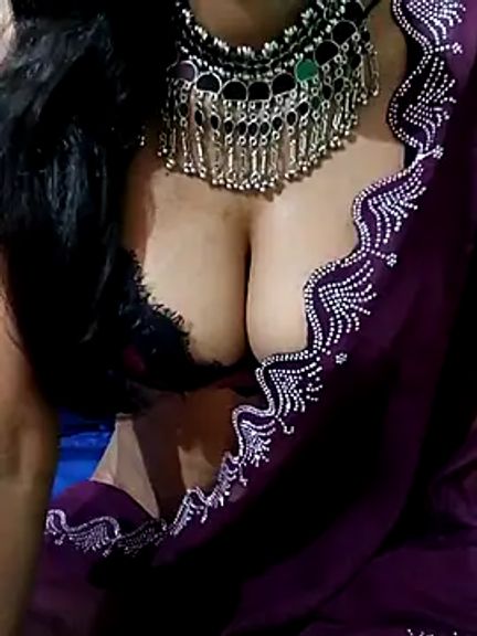 anushka_chachi