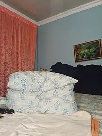 TALLNSEXY48