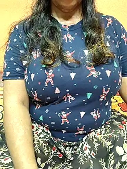 AAROHI-HOT