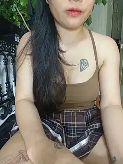 lyna_bl