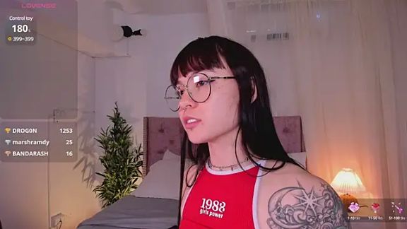 Lia_Sweett_