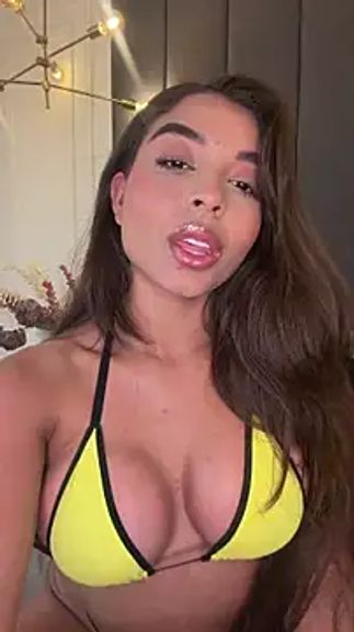 AnnyVega__