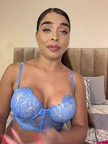 AnnyVega__