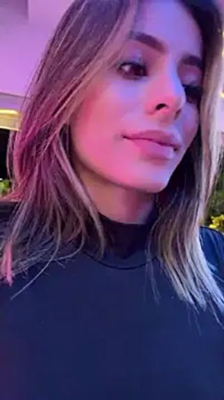 Amara_Velvet_