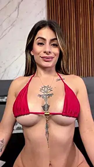 Amara_Velvet_