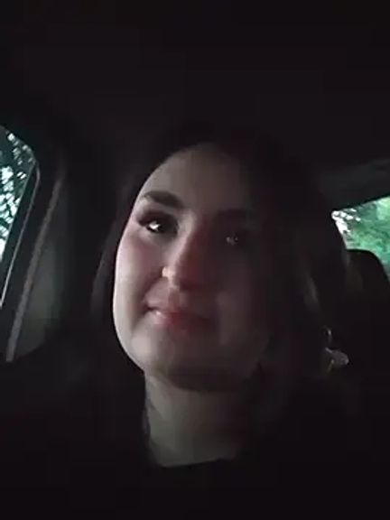 zoe_moon__