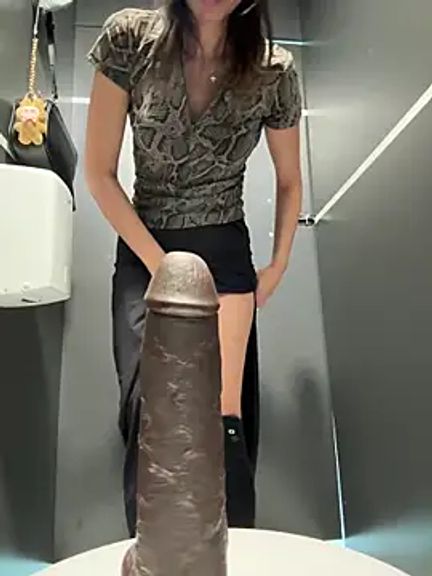 _MiaQueen_