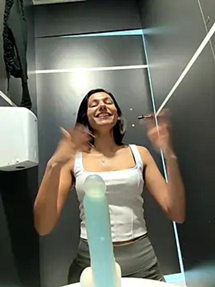 _MiaQueen_