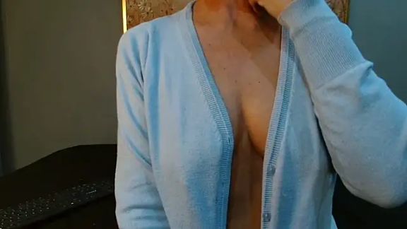 AyvaCarter