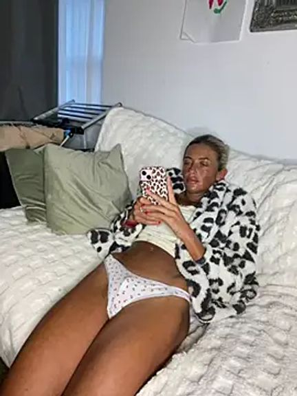ScarlettGold_