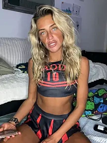 ScarlettGold_