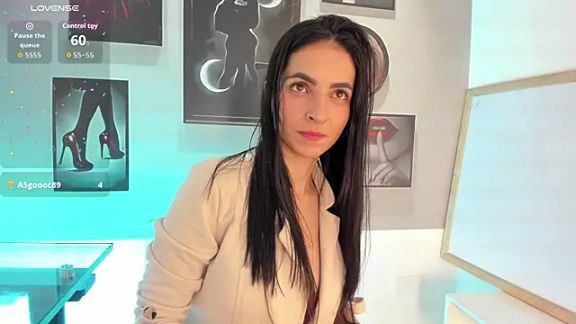Samantha_Velle