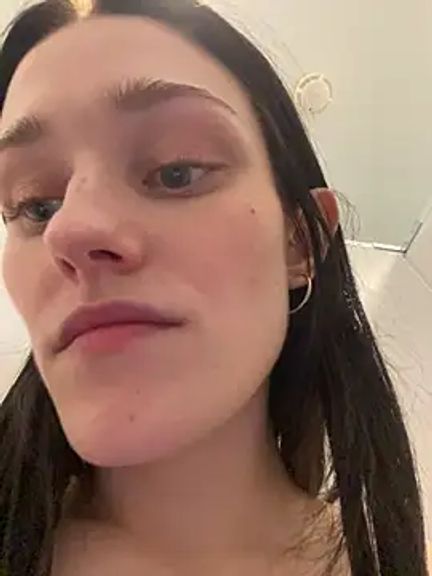 Mia_Mia_M