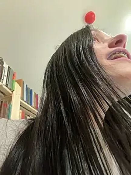 Mia_Mia_M