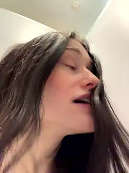 Mia_Mia_M