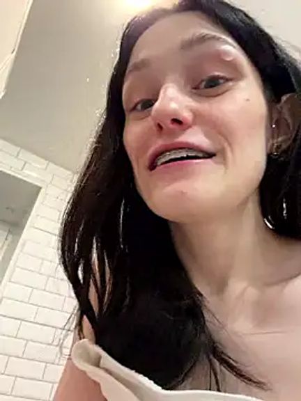 Mia_Mia_M