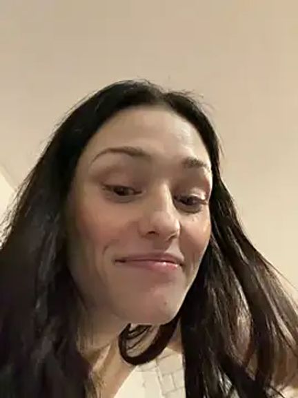 Mia_Mia_M
