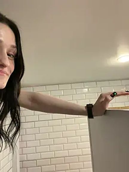 Mia_Mia_M