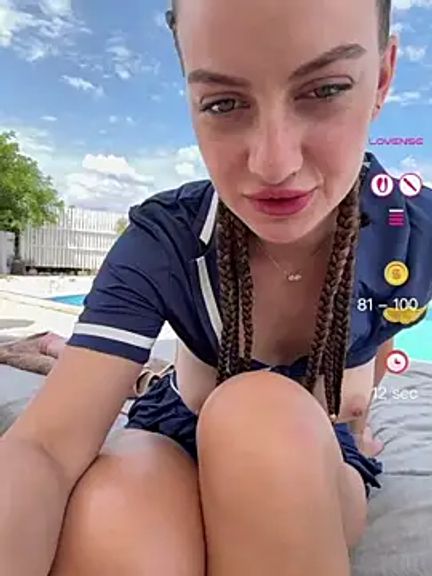 CurlyChloe