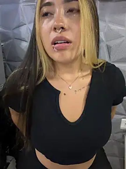 ManuelaVeeleez