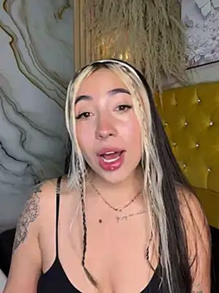 ManuelaVeeleez