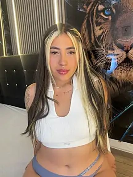 ManuelaVeeleez