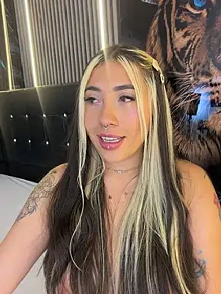 ManuelaVeeleez
