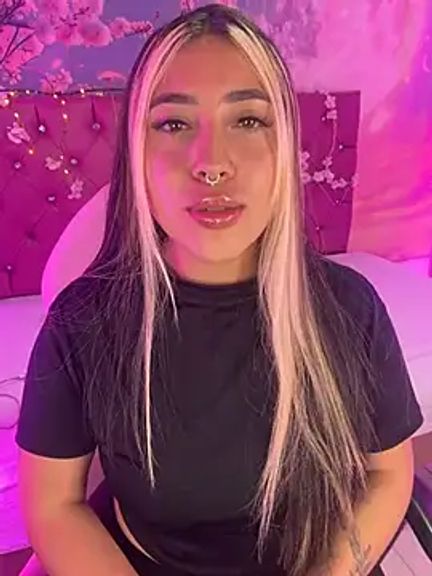 ManuelaVeeleez