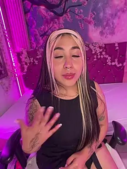 ManuelaVeeleez